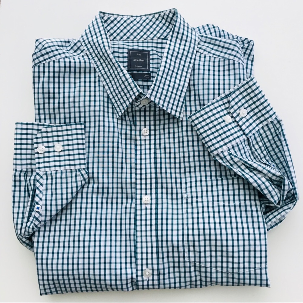 GAP Crisp Green Stripe Non-Iron Dress Shirt EUC